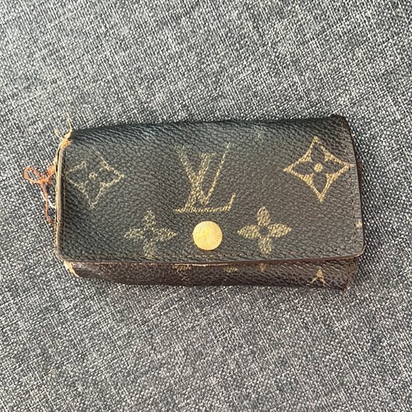 Louis Vuitton Key Holder - Project Piece - Picture 1 of 8